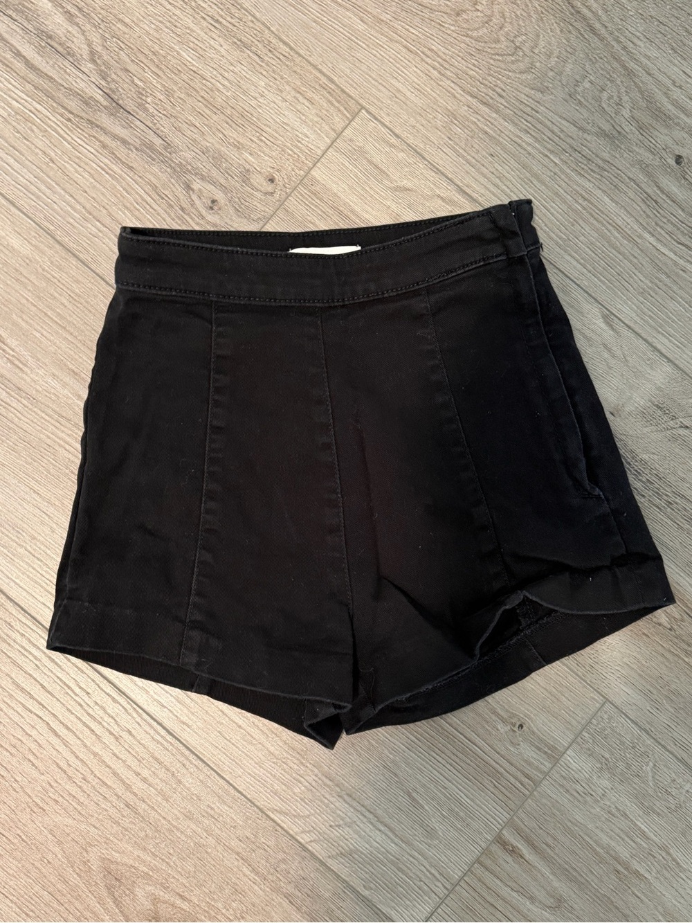 H&M Black High-Waist Tailored Shorts